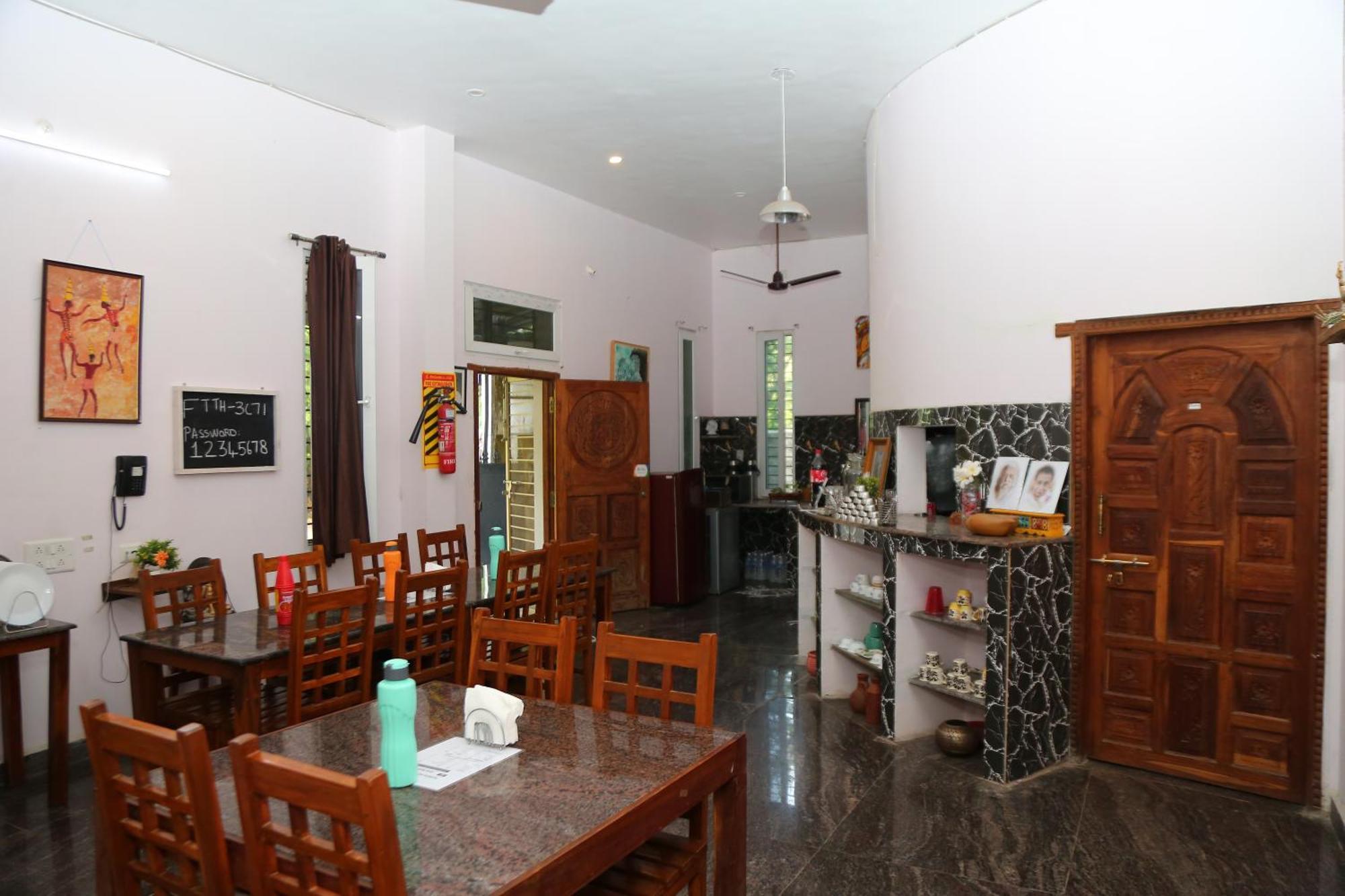 Ferienwohnung Art Le Cafe Auroville Exterior foto