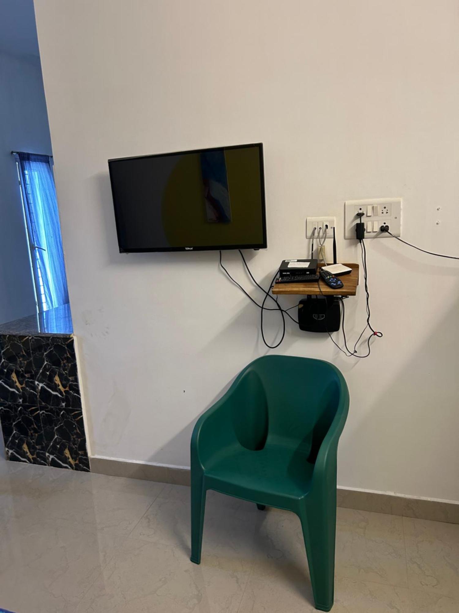 Ferienwohnung Art Le Cafe Auroville Zimmer foto