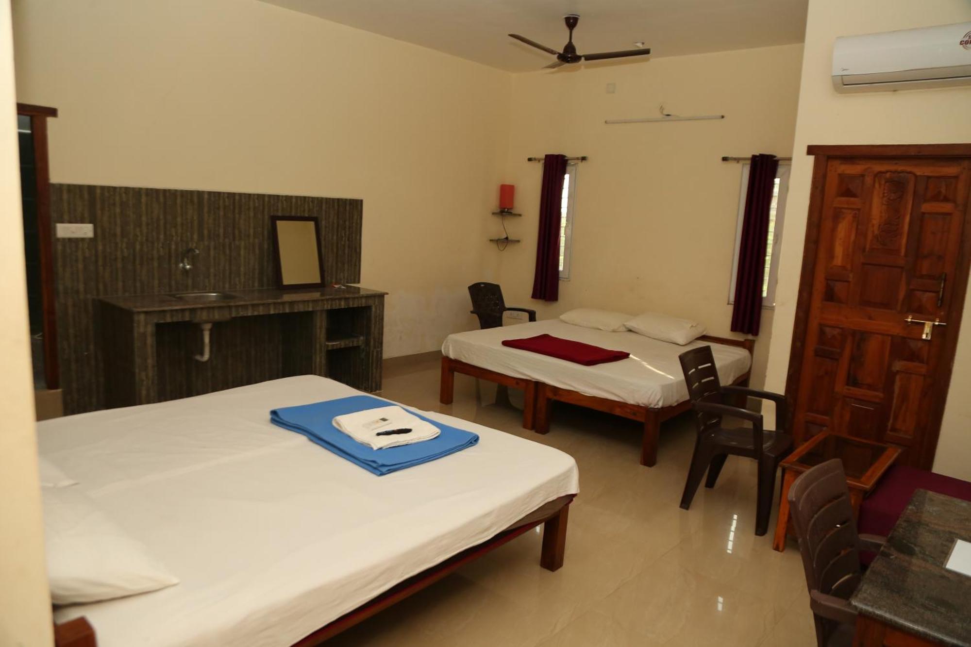 Ferienwohnung Art Le Cafe Auroville Zimmer foto