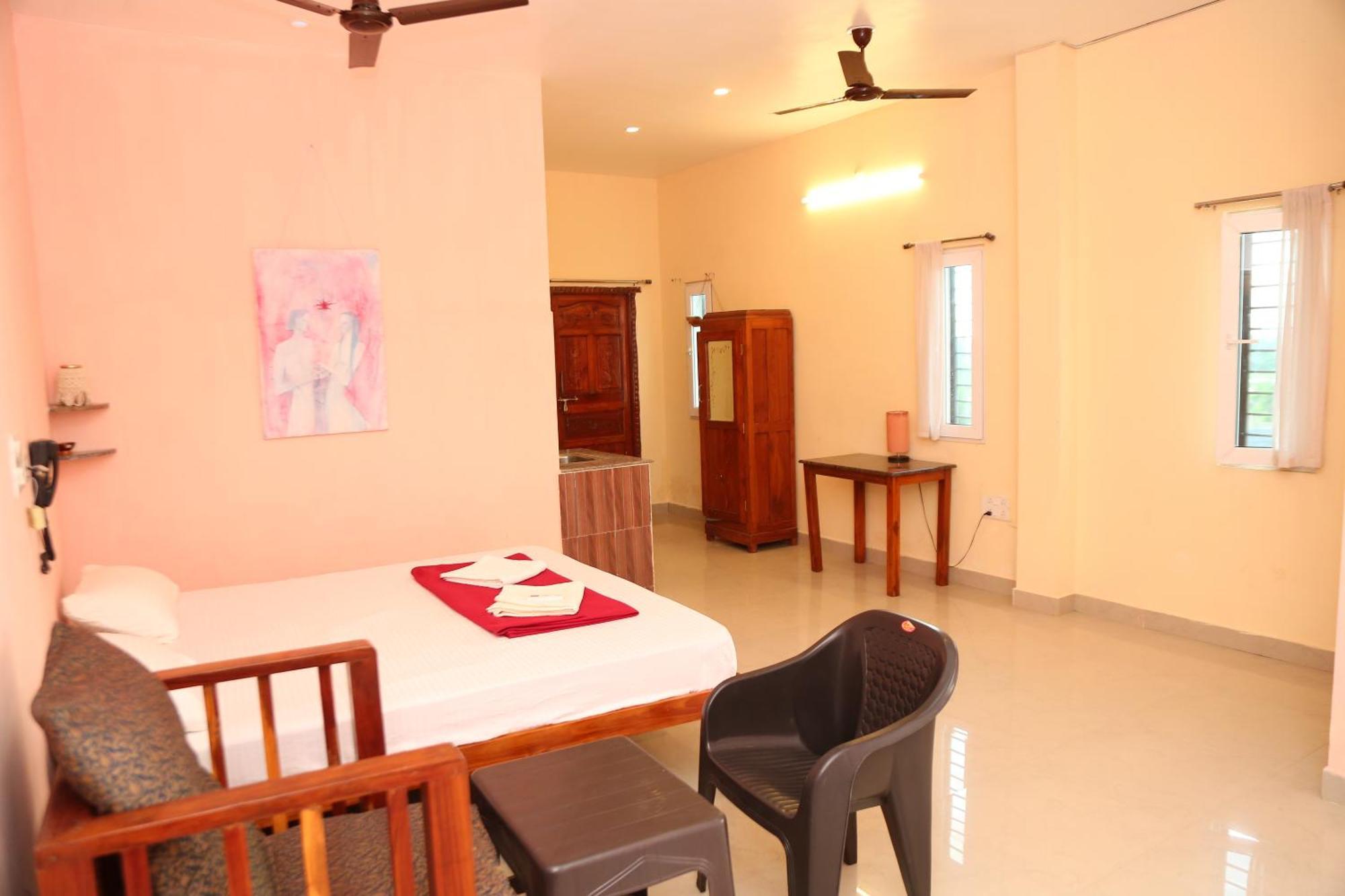 Ferienwohnung Art Le Cafe Auroville Zimmer foto